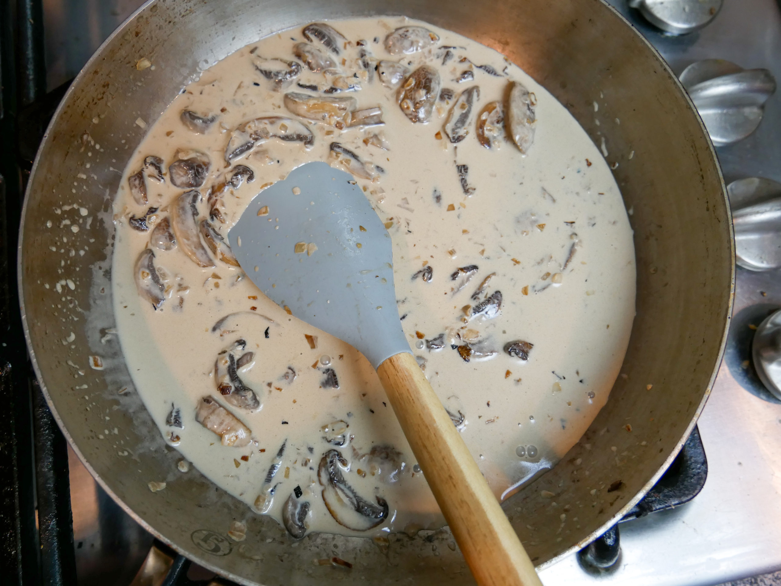 mushroom cream sauce before reduced