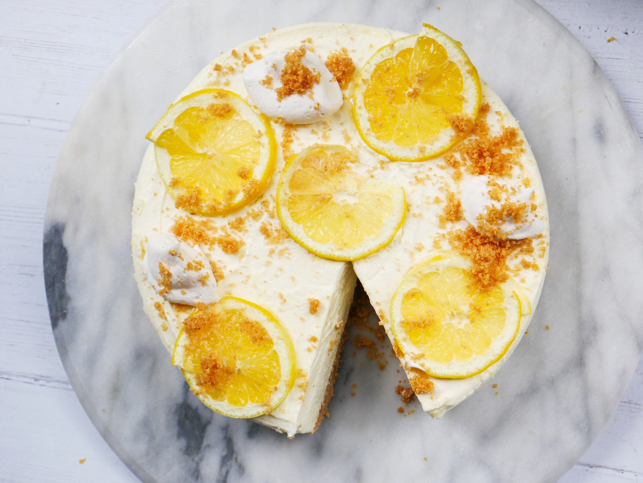 no bake lemon ricotta cheesecake with graham cracker crust