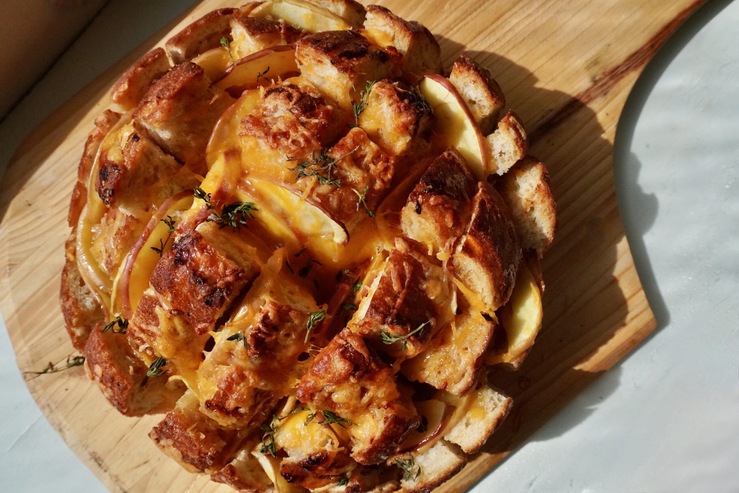 Apple Cheddar Pull-Apart Bread with Hot Honey