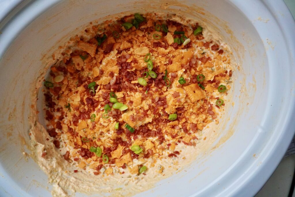 jalapeno popper chicken dip in the slow cooker 